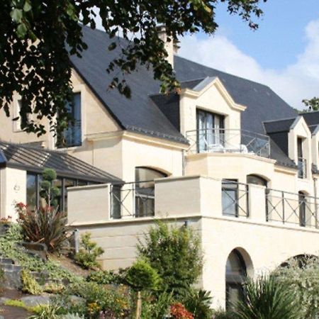 Le Domaine Des Chevaliers De Malte Bed & Breakfast Villedieu-les-Poëles Eksteriør bilde